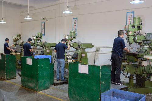 注塑（sù）模具製造斜導柱滑塊抽芯機構設計原則